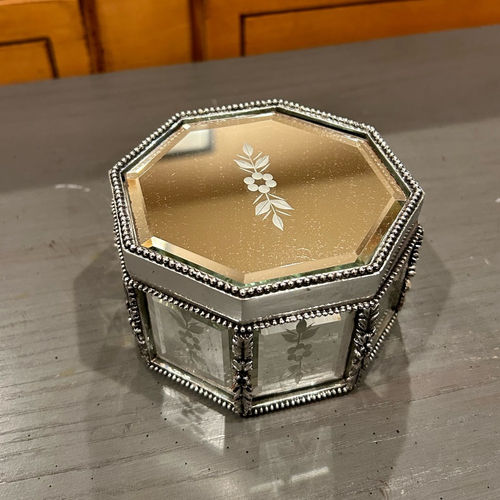 Vintage Etched Floral Mirror Trinket Jewelry Box